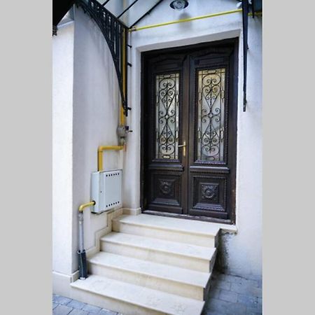 Marvellous Design Studio Old Town Bucarest Esterno foto